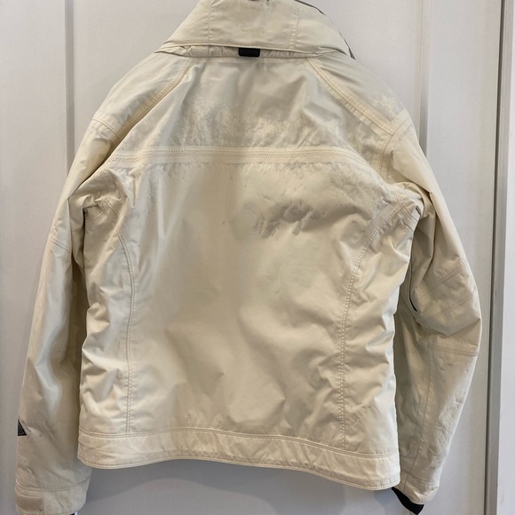 <3 Columbia jacket- used condition - Picture 5 of 5